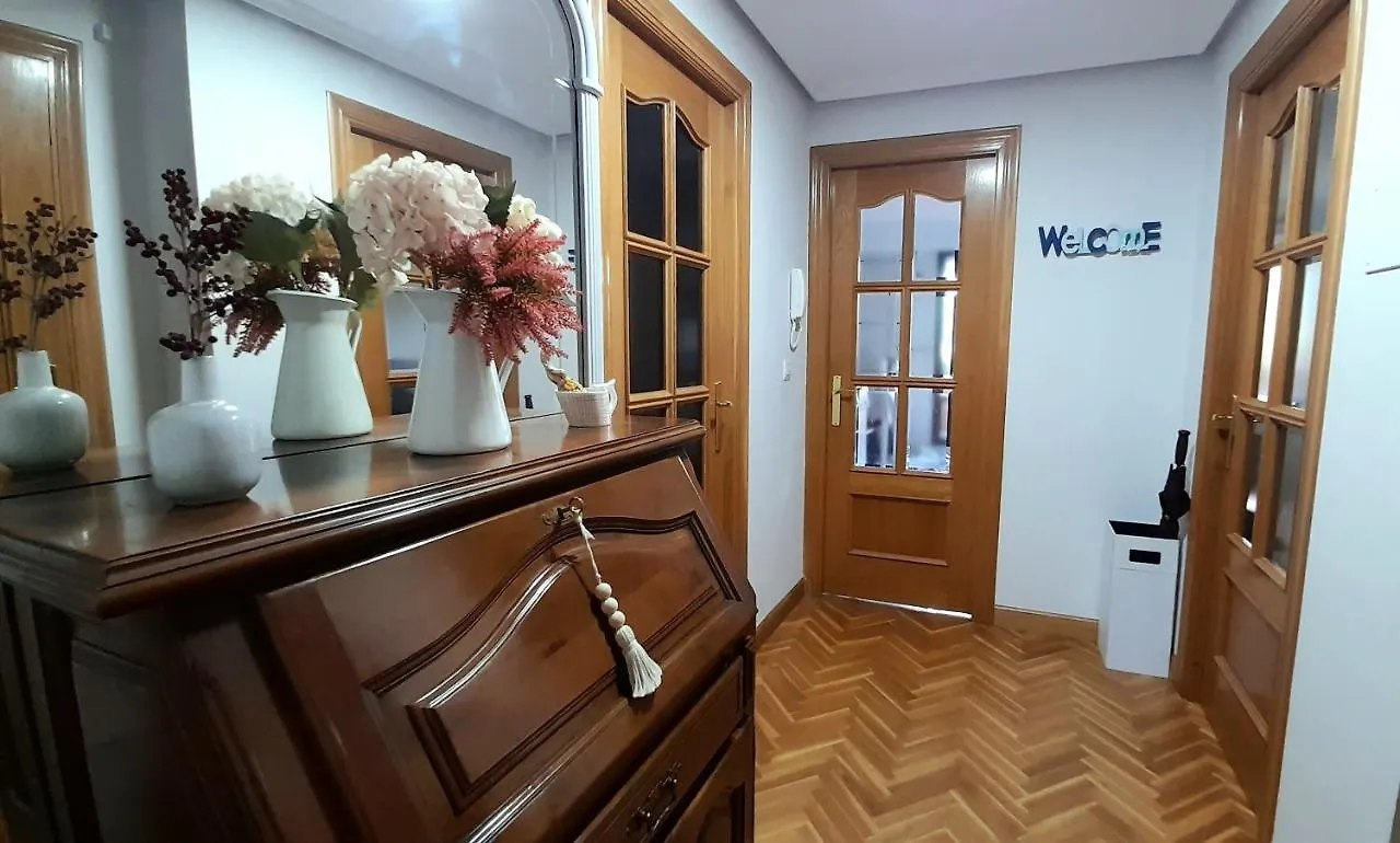 Zuberoa- Vistas, Terraza Y Parking Appartement Zarautz