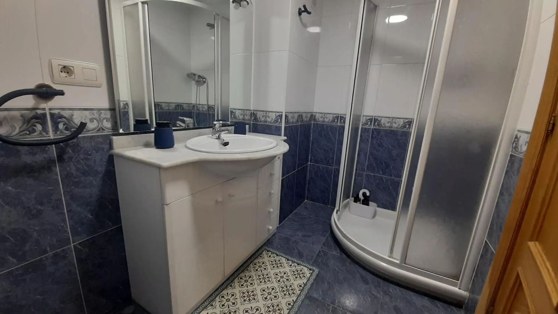Zuberoa- Vistas, Terraza Y Parking Appartement Zarautz