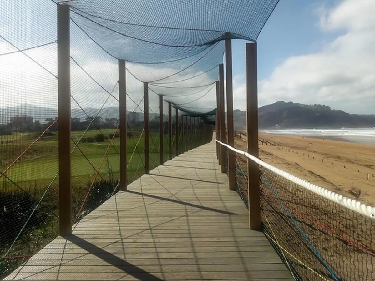 Zuberoa- Vistas, Terraza Y Parking Appartement Zarautz Spanje