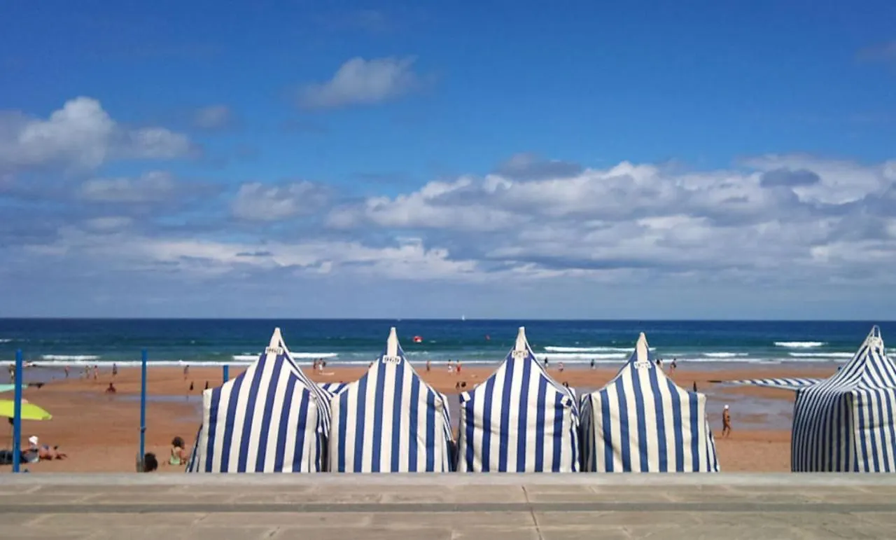 Zuberoa- Vistas, Terraza Y Parking Appartement Zarautz